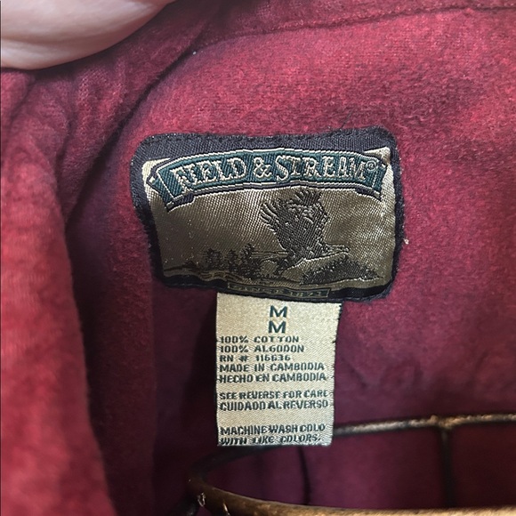 Field and Stream Men’s Burgundy Wine Button Up Shirt - Picture 4 of 6
